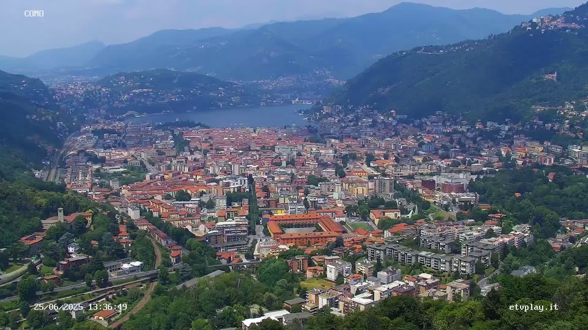 Como City & Lake Skyline Live Cam - Lombardy, Italy