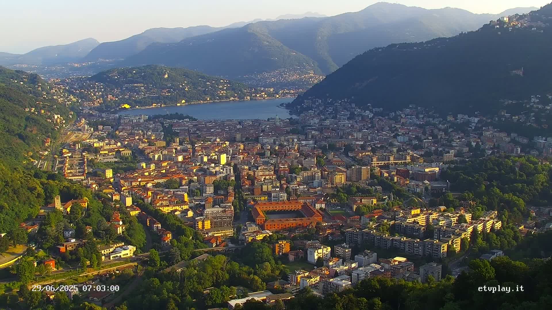 Como City & Lake Skyline Live Cam - Lombardy, Italy