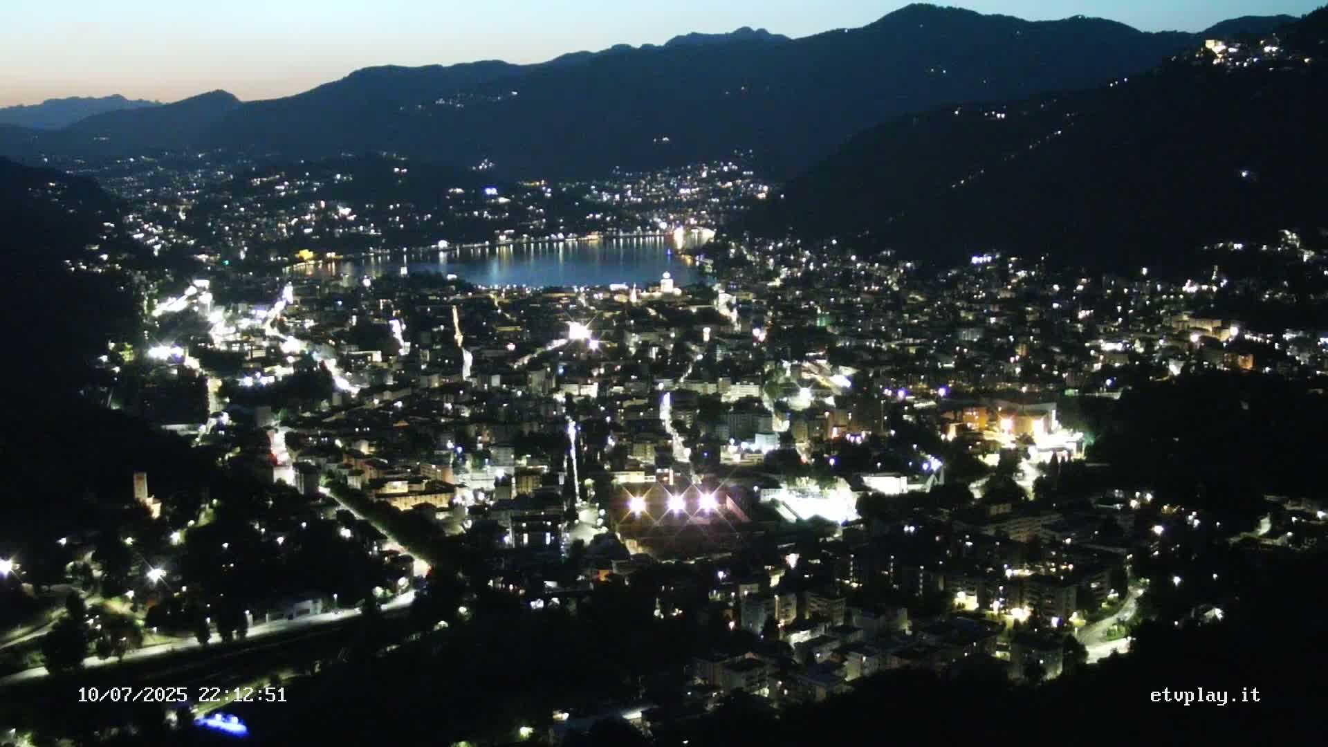 Como City & Lake Skyline Live Cam - Lombardy, Italy