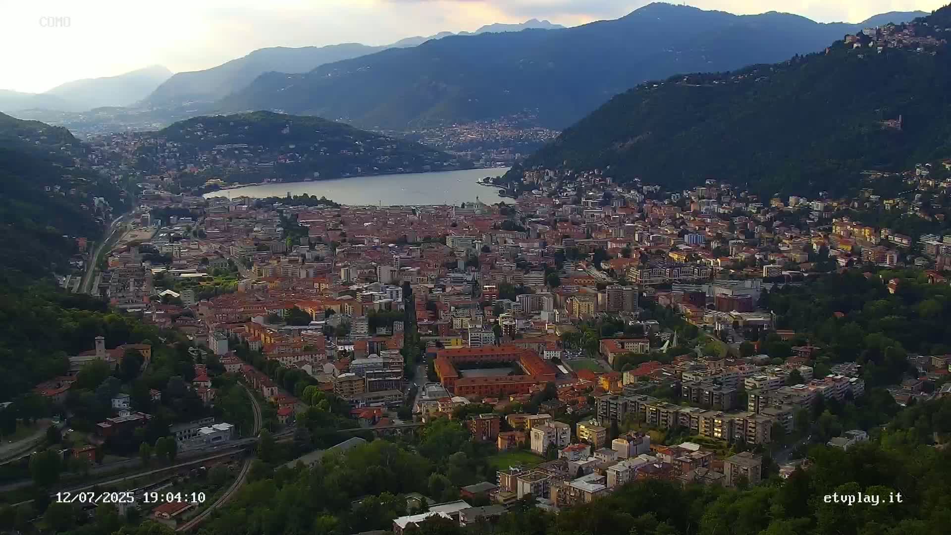 Como City & Lake Skyline Live Cam - Lombardy, Italy