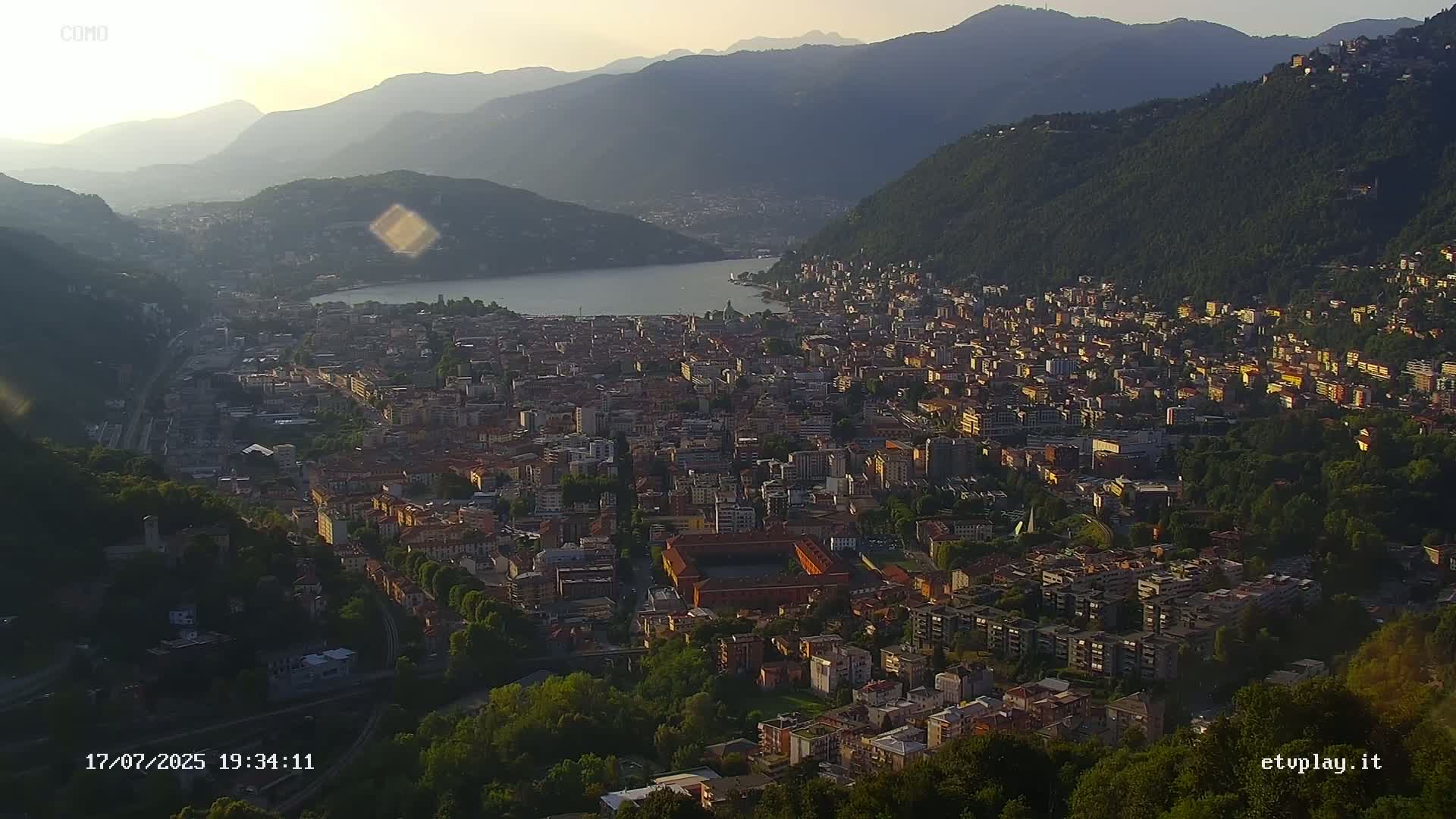 Como City & Lake Skyline Live Cam - Lombardy, Italy