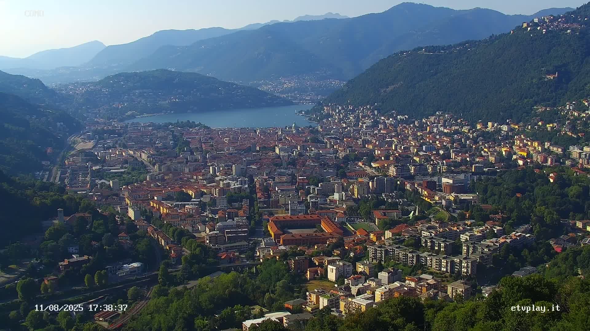 Como City & Lake Skyline Live Cam - Lombardy, Italy