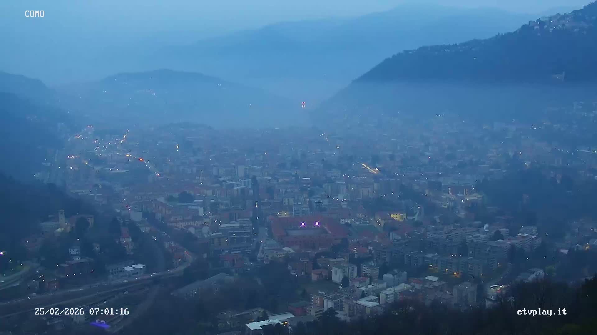 Como City & Lake Skyline Live Cam - Lombardy, Italy