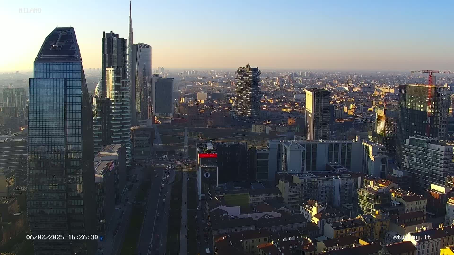 Milano City, Milan Skyline Live Cam - Lombardy, Italy