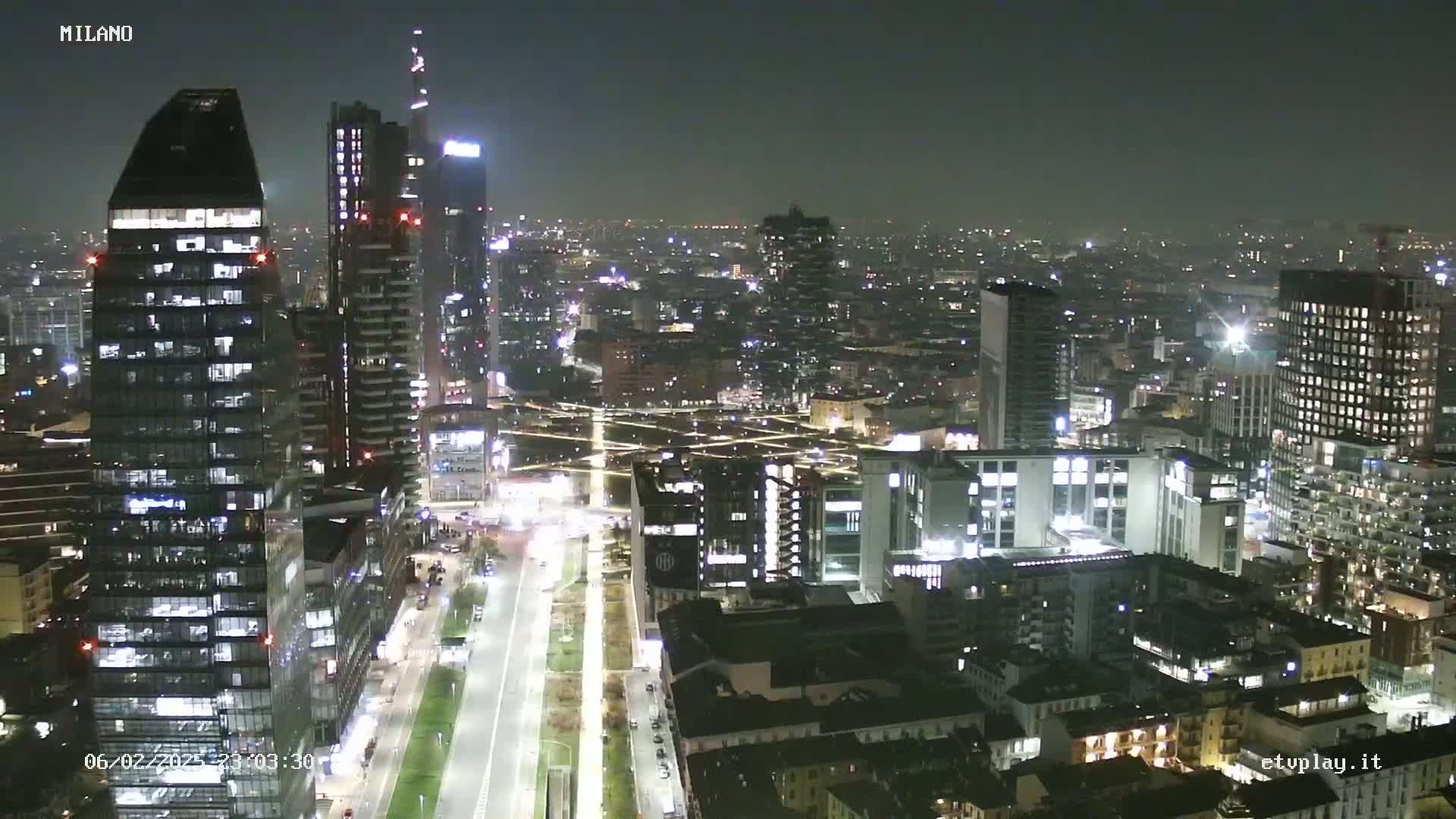 Milano City, Milan Skyline Live Cam - Lombardy, Italy