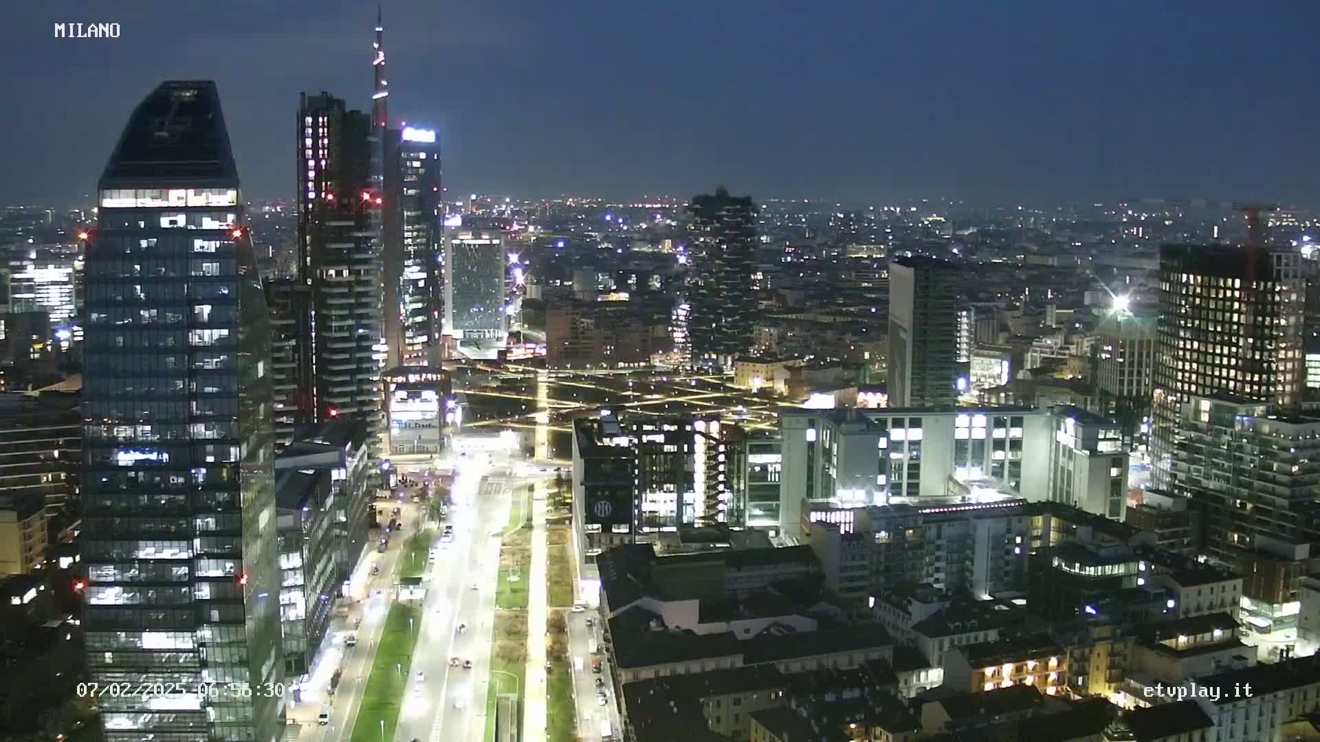 Milano City, Milan Skyline Live Cam - Lombardy, Italy