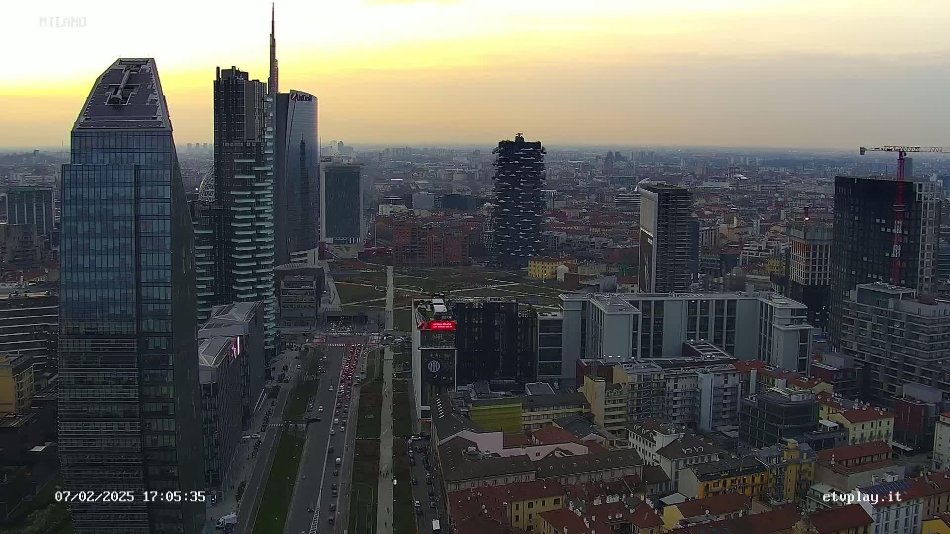 Milano City, Milan Skyline Live Cam - Lombardy, Italy
