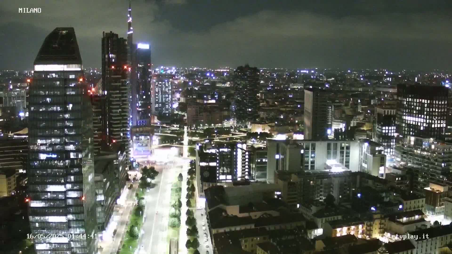 Milano City, Milan Skyline Live Cam - Lombardy, Italy