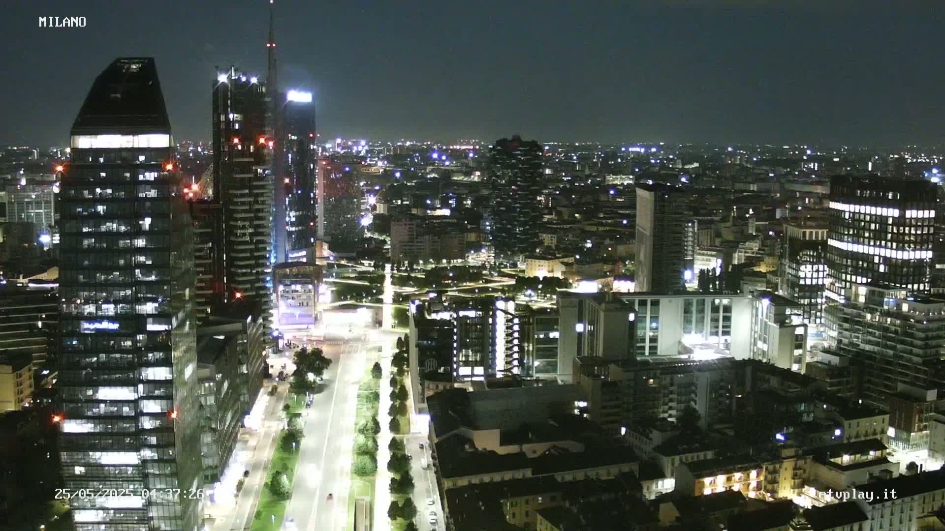 Milano City, Milan Skyline Live Cam - Lombardy, Italy