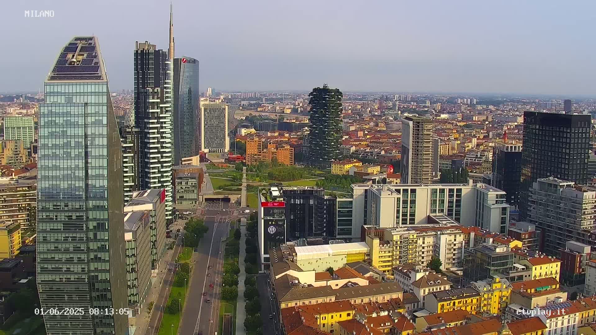Milano City, Milan Skyline Live Cam - Lombardy, Italy