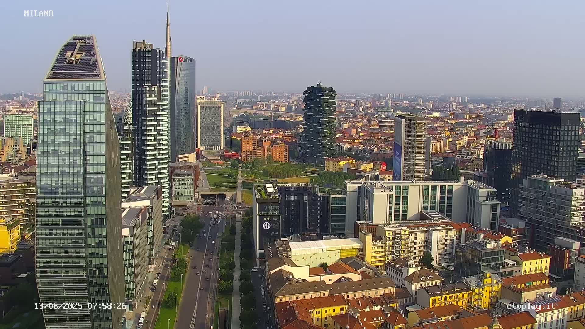 Milano City, Milan Skyline Live Cam - Lombardy, Italy