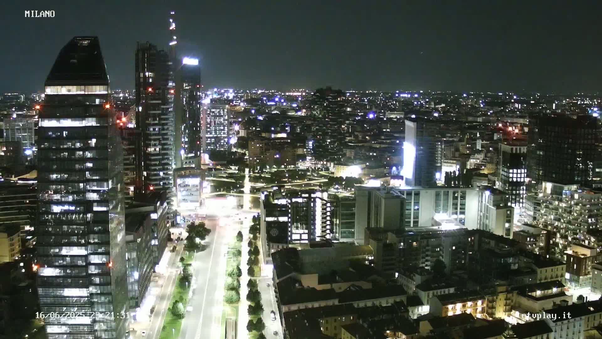 Milano City, Milan Skyline Live Cam - Lombardy, Italy