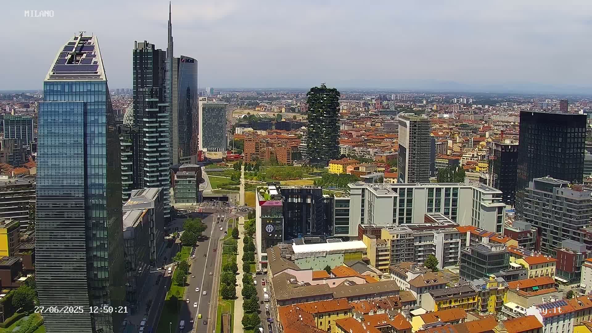 Milano City, Milan Skyline Live Cam - Lombardy, Italy