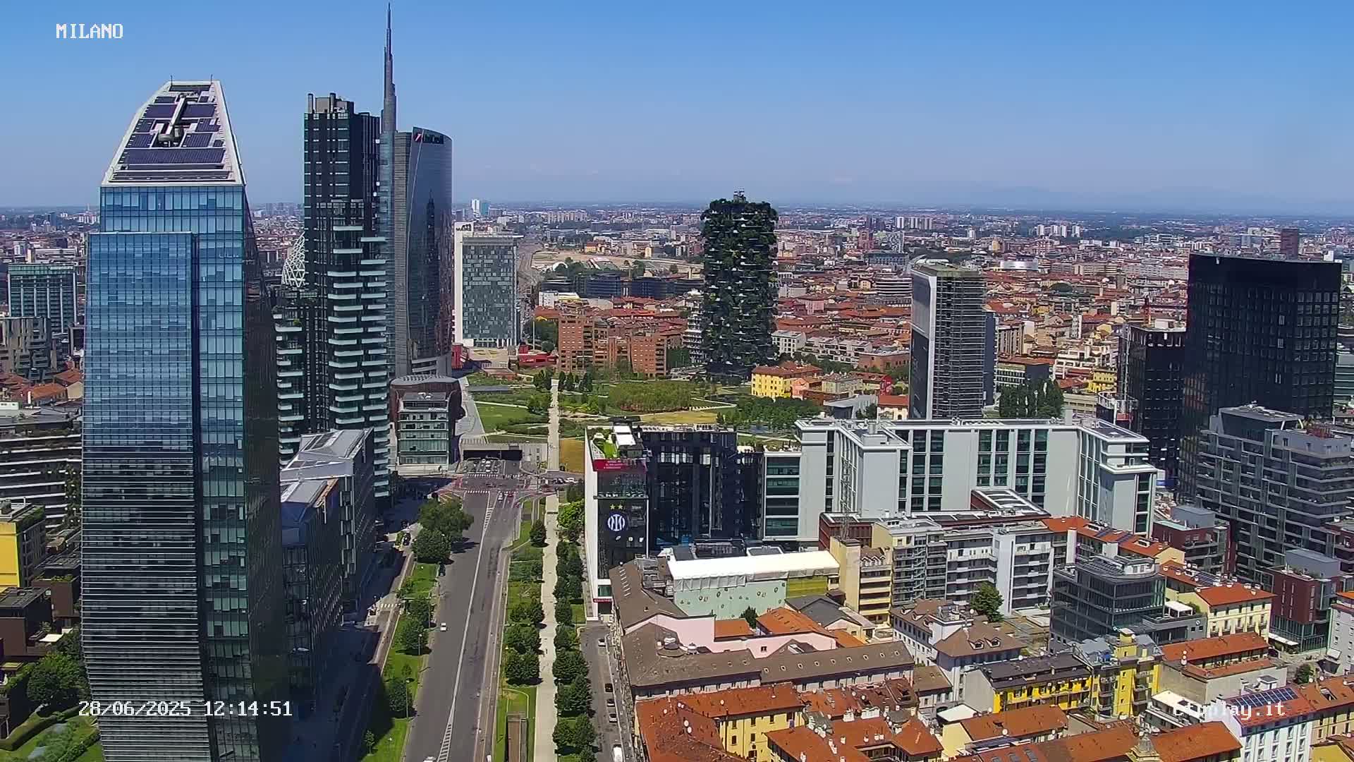 Milano City, Milan Skyline Live Cam - Lombardy, Italy