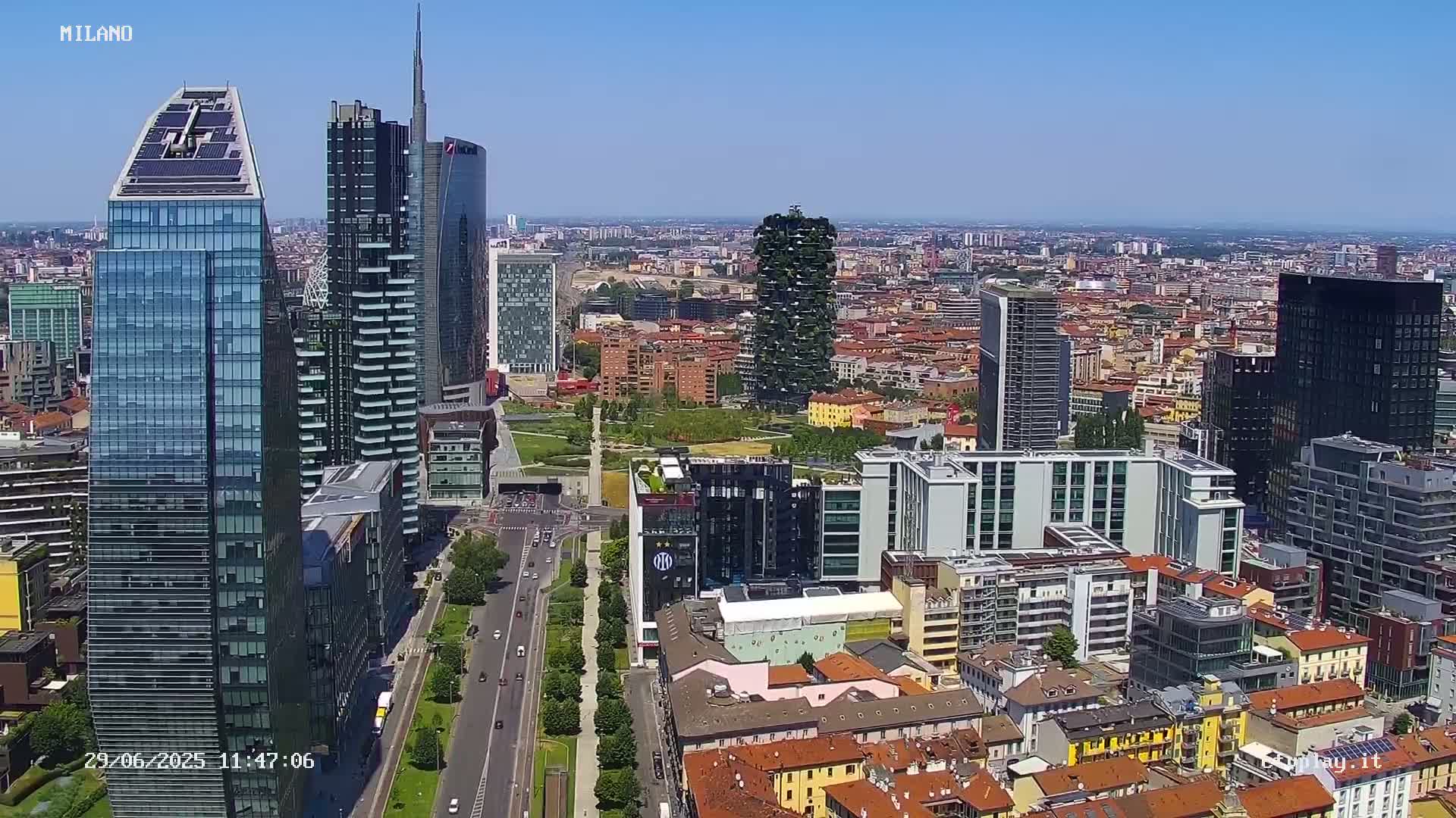Milano City, Milan Skyline Live Cam - Lombardy, Italy
