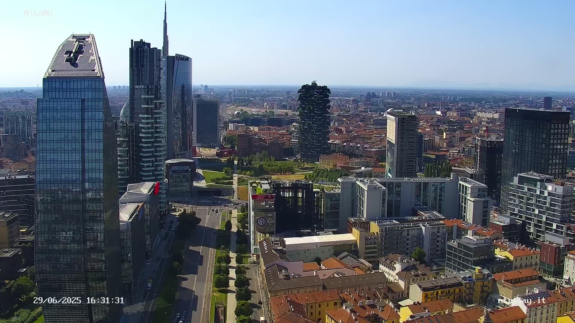 Milano City, Milan Skyline Live Cam - Lombardy, Italy