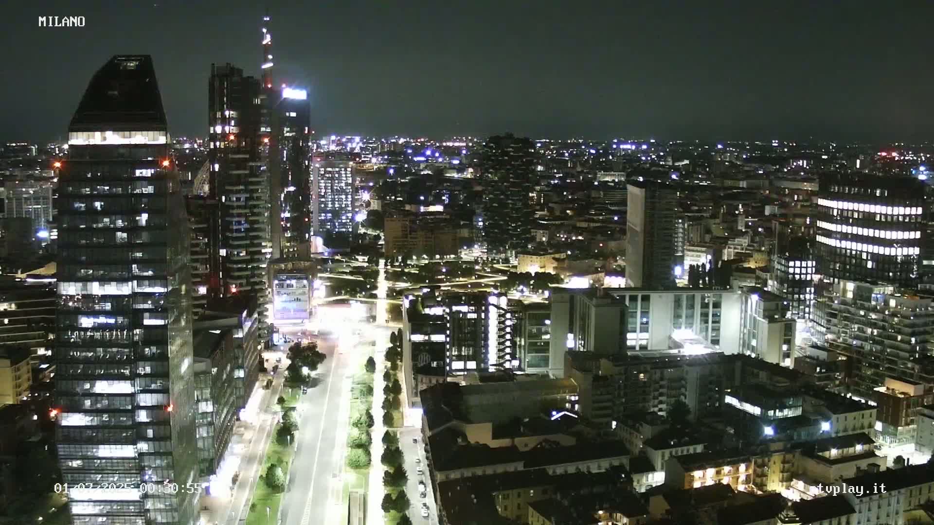 Milano City, Milan Skyline Live Cam - Lombardy, Italy