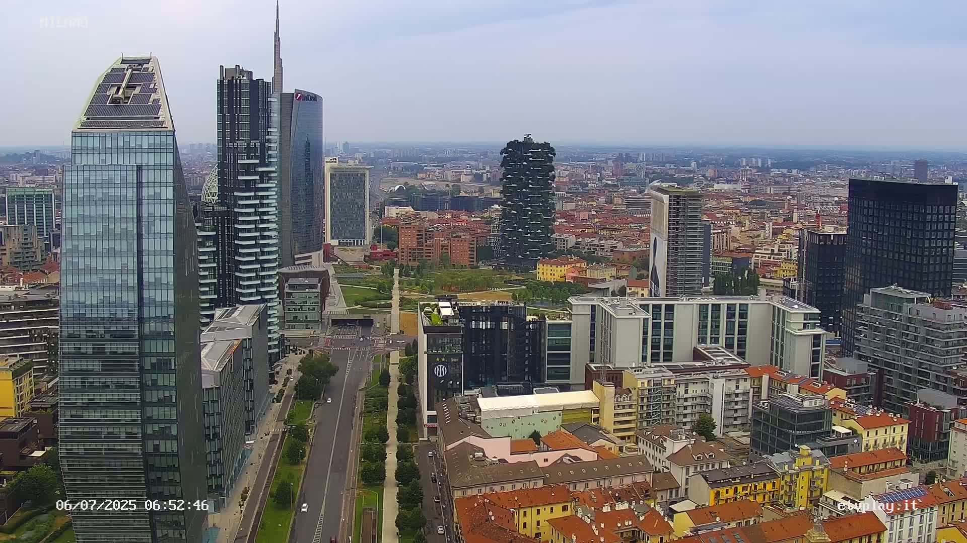 Milano City, Milan Skyline Live Cam - Lombardy, Italy