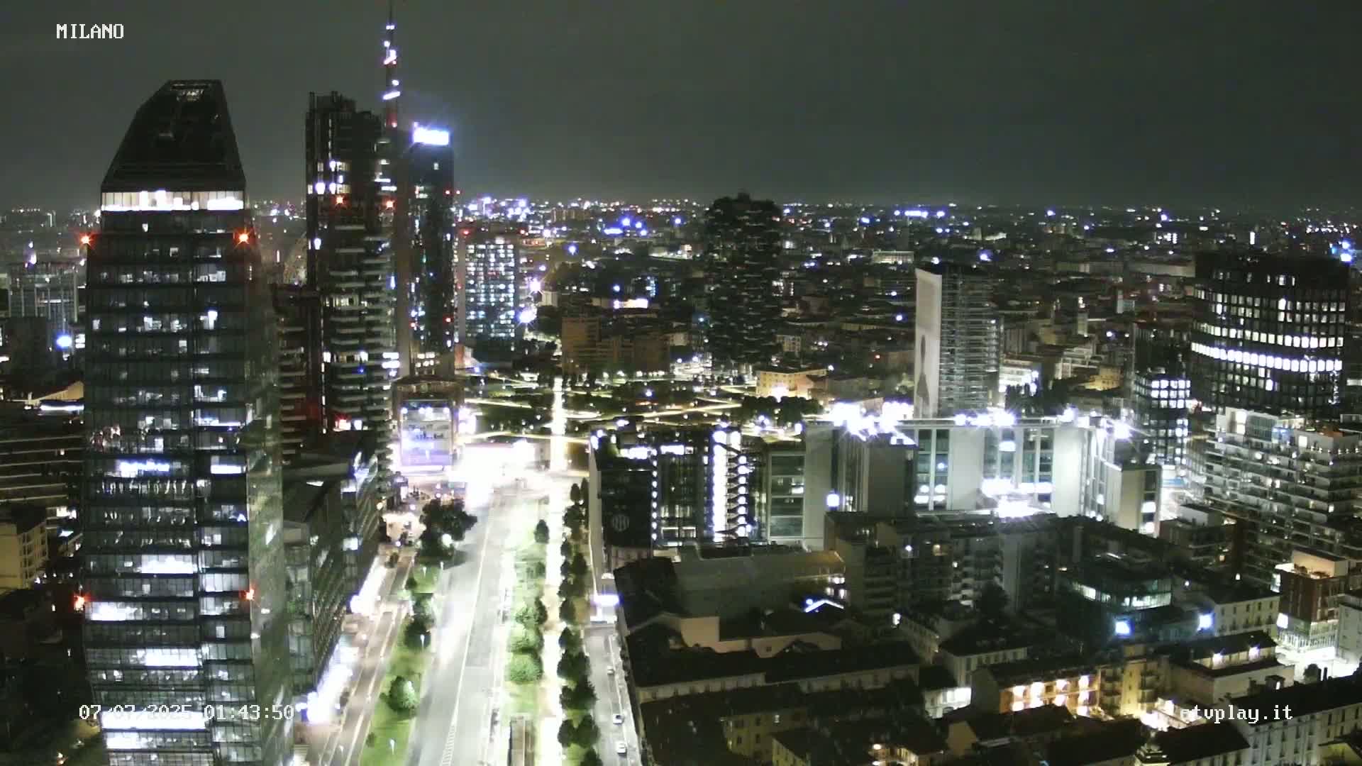 Milano City, Milan Skyline Live Cam - Lombardy, Italy
