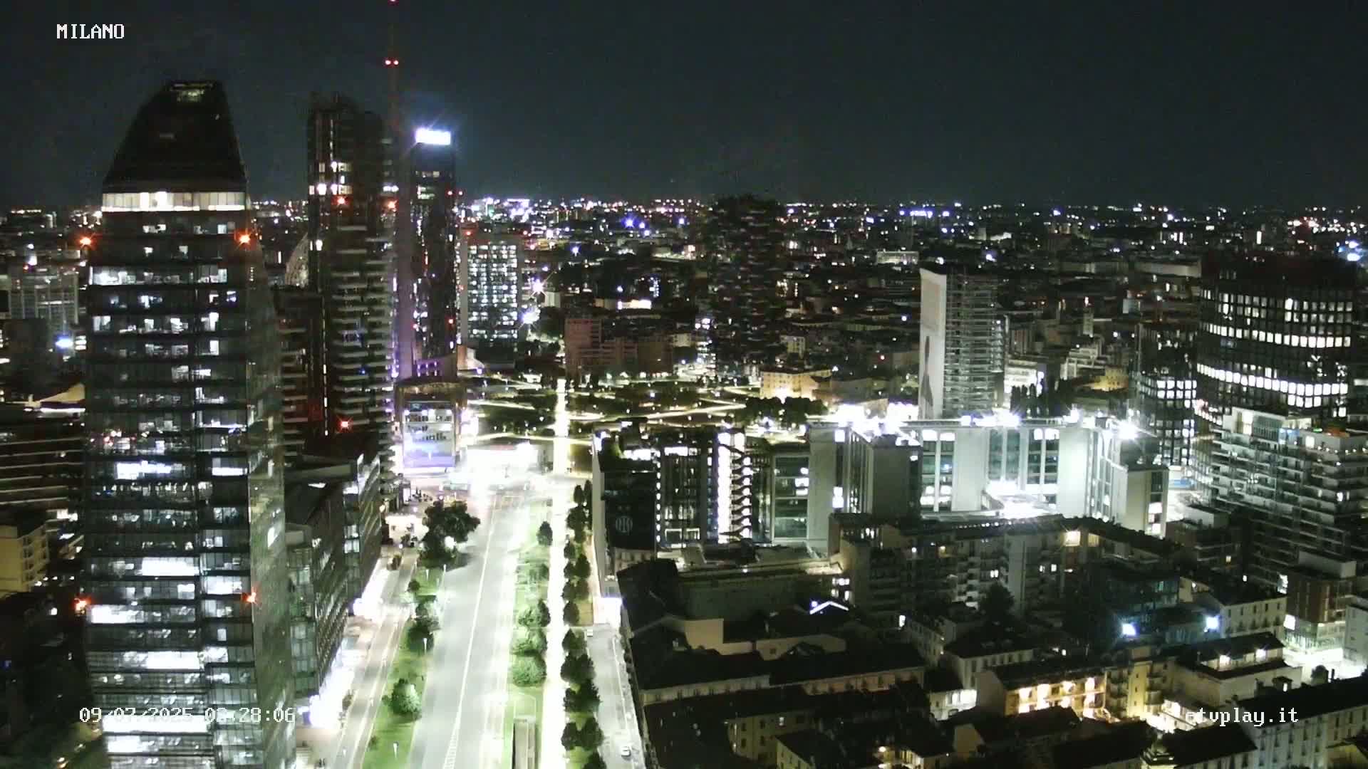 Milano City, Milan Skyline Live Cam - Lombardy, Italy