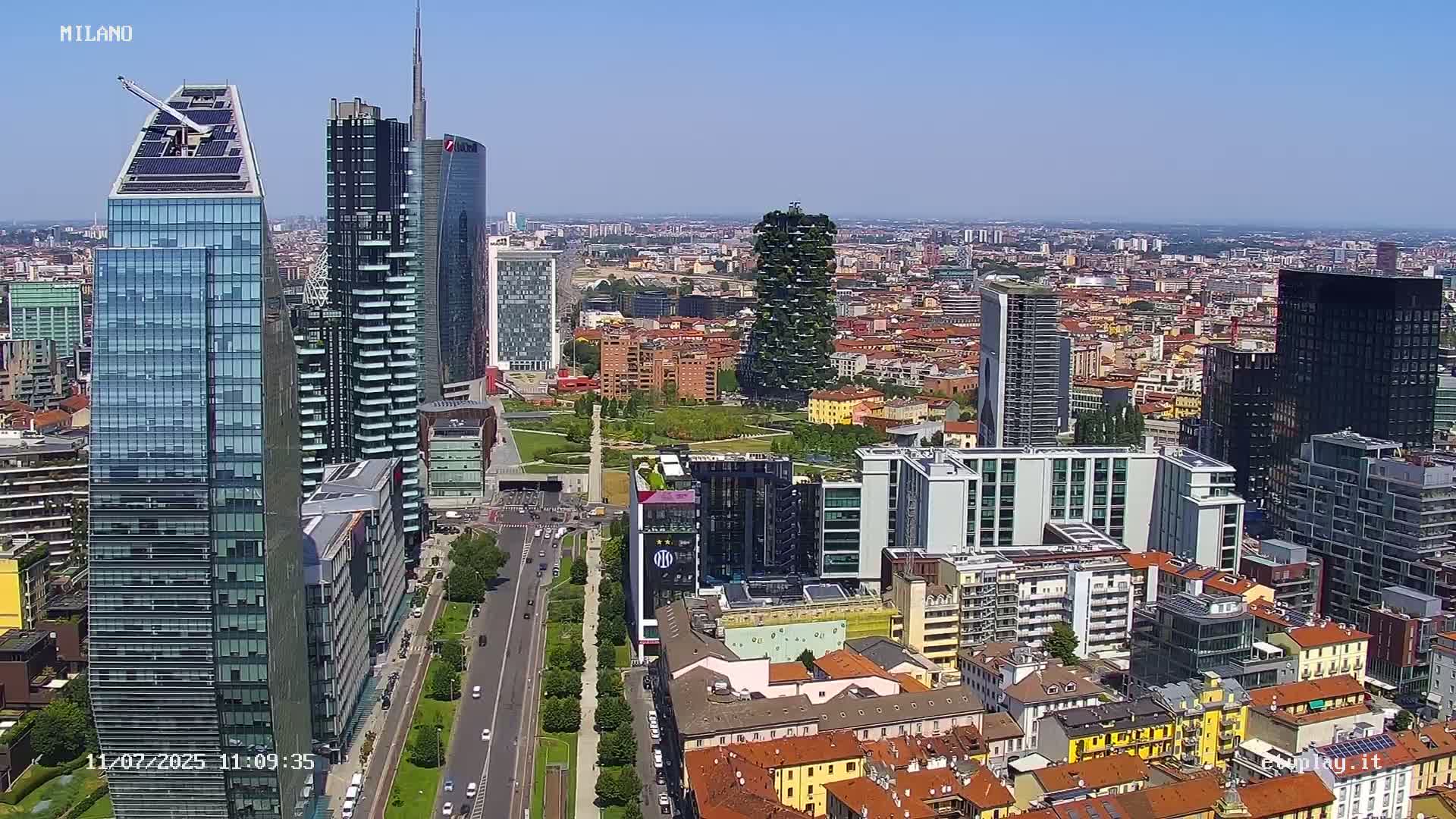 Milano City, Milan Skyline Live Cam - Lombardy, Italy