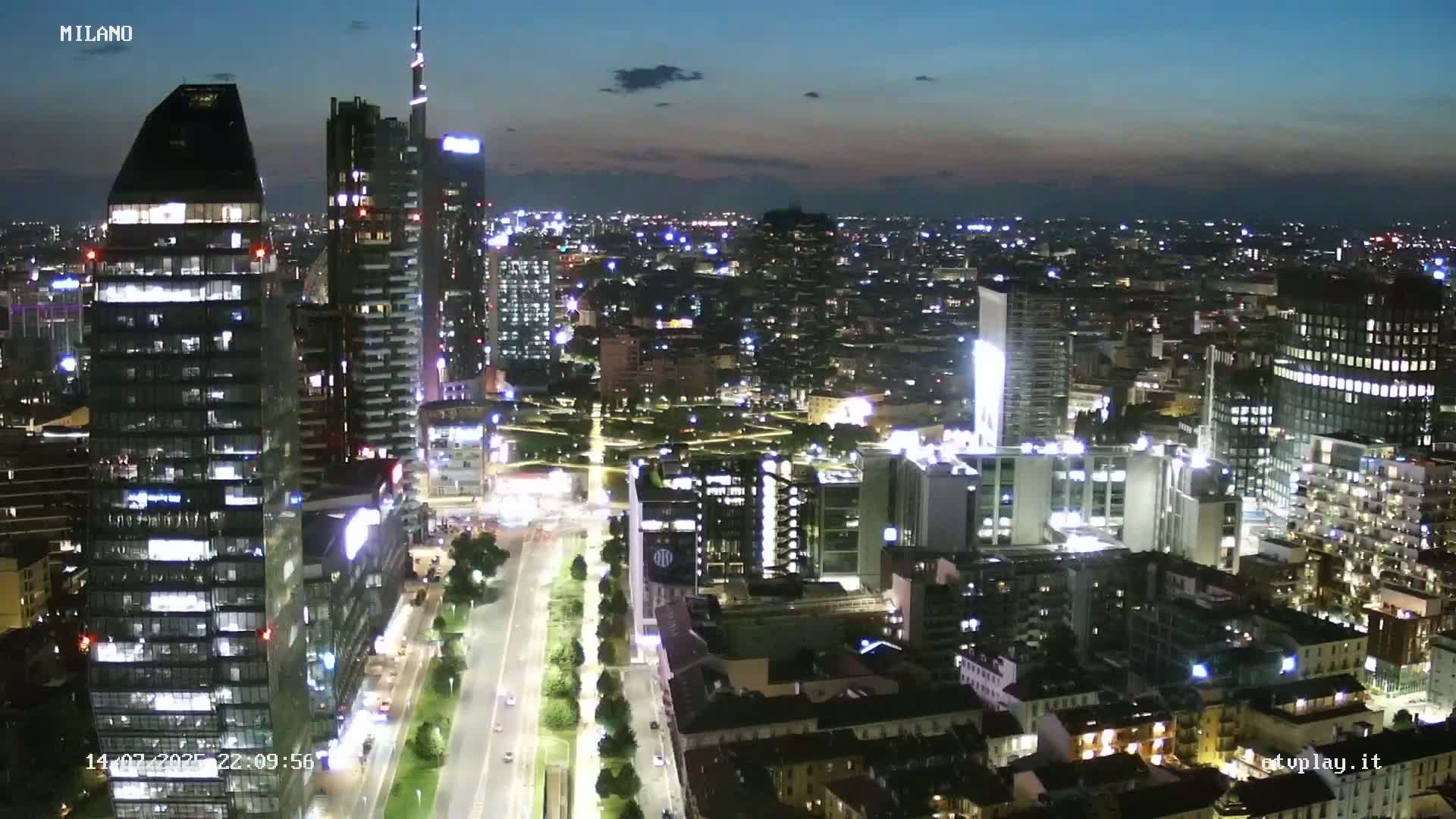 Milano City, Milan Skyline Live Cam - Lombardy, Italy