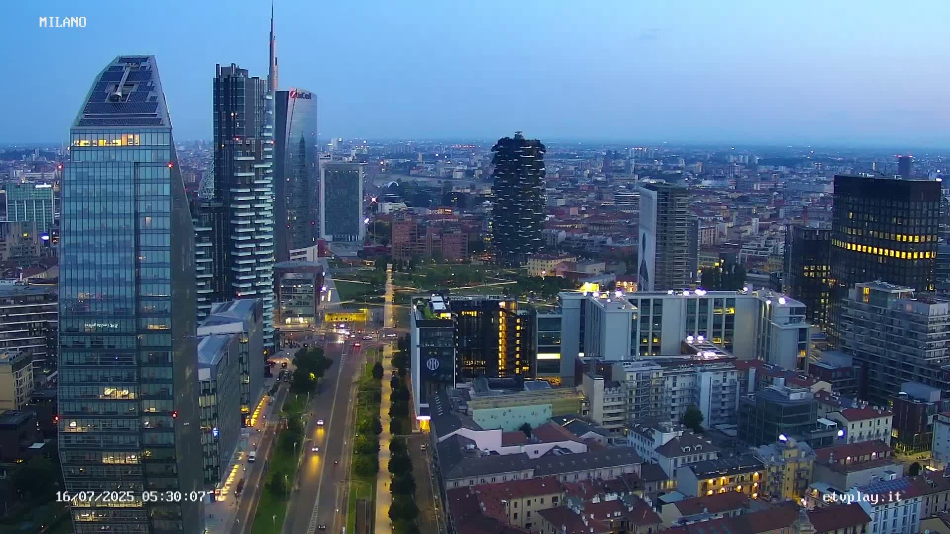Milano City, Milan Skyline Live Cam - Lombardy, Italy
