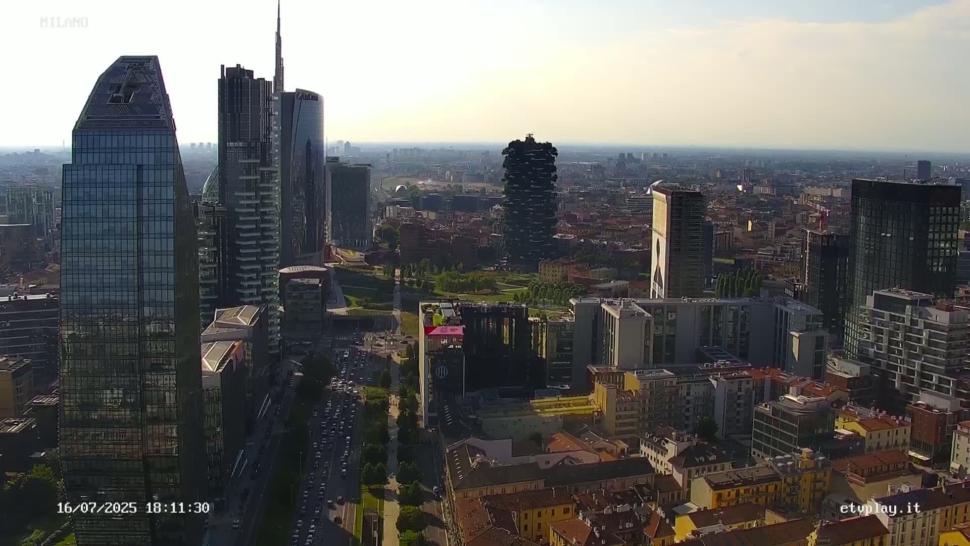 Milano City, Milan Skyline Live Cam - Lombardy, Italy