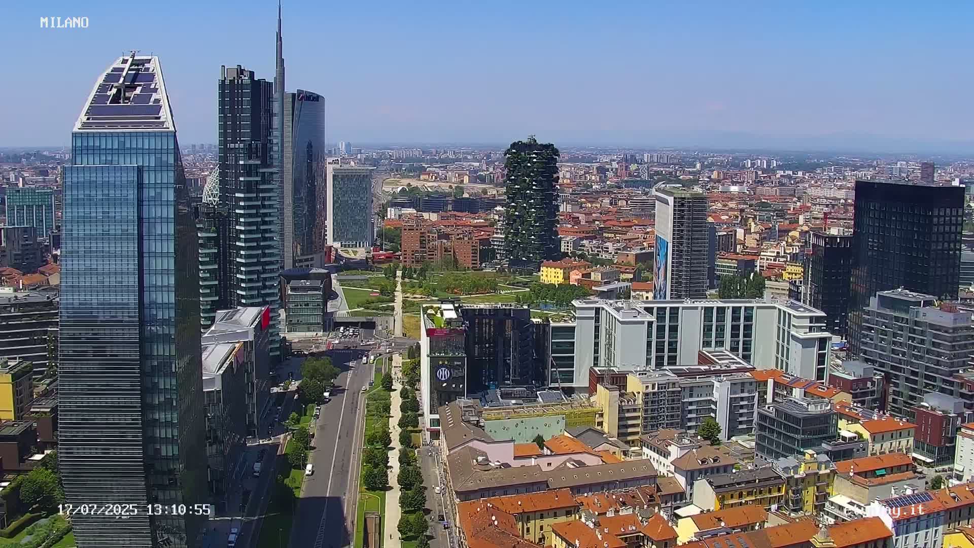 Milano City, Milan Skyline Live Cam - Lombardy, Italy