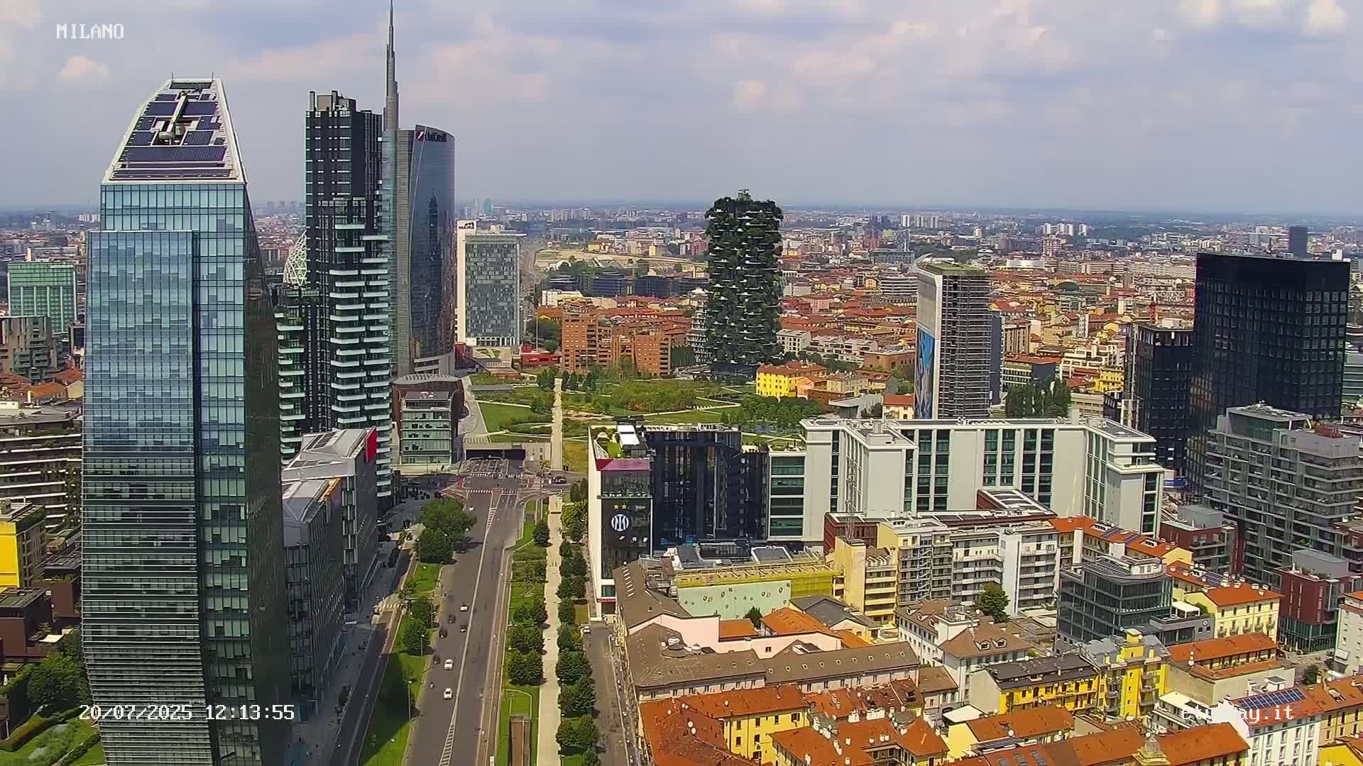 Milano City, Milan Skyline Live Cam - Lombardy, Italy