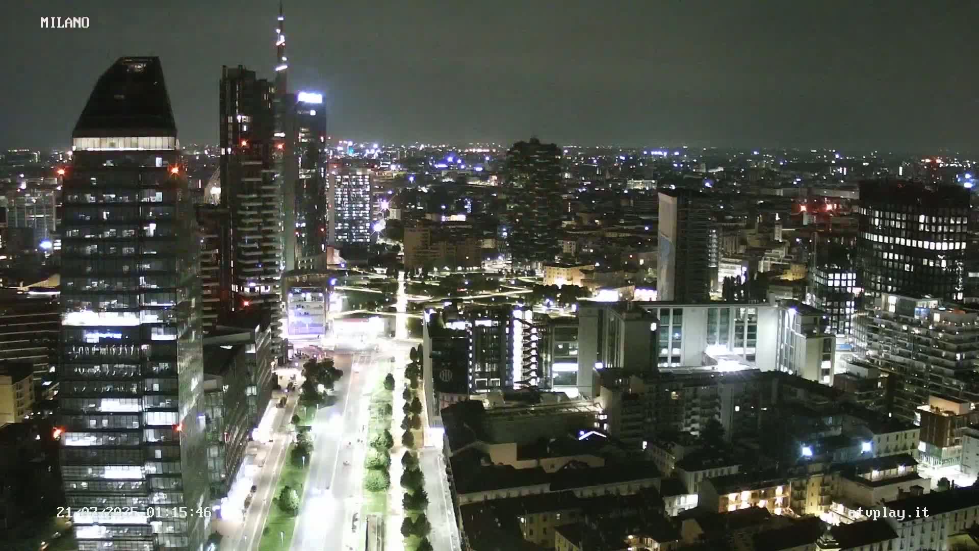 Milano City, Milan Skyline Live Cam - Lombardy, Italy