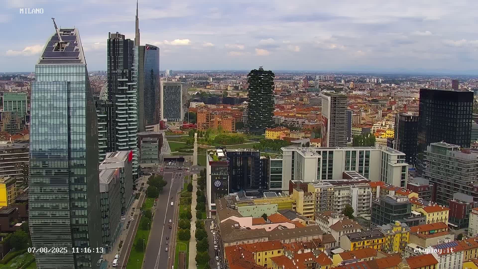 Milano City, Milan Skyline Live Cam - Lombardy, Italy
