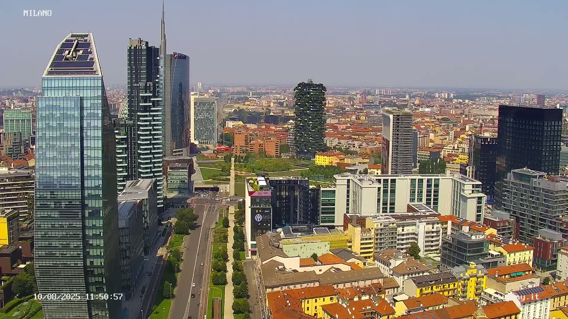 Milano City, Milan Skyline Live Cam - Lombardy, Italy