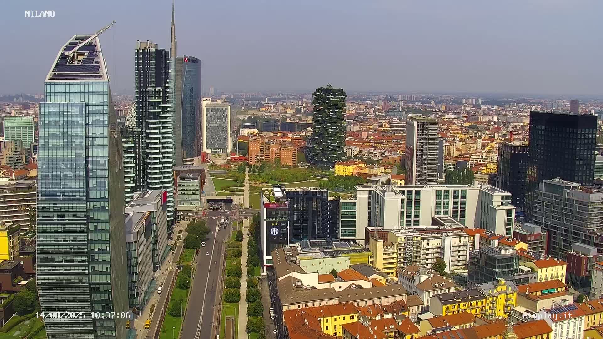 Milano City, Milan Skyline Live Cam - Lombardy, Italy