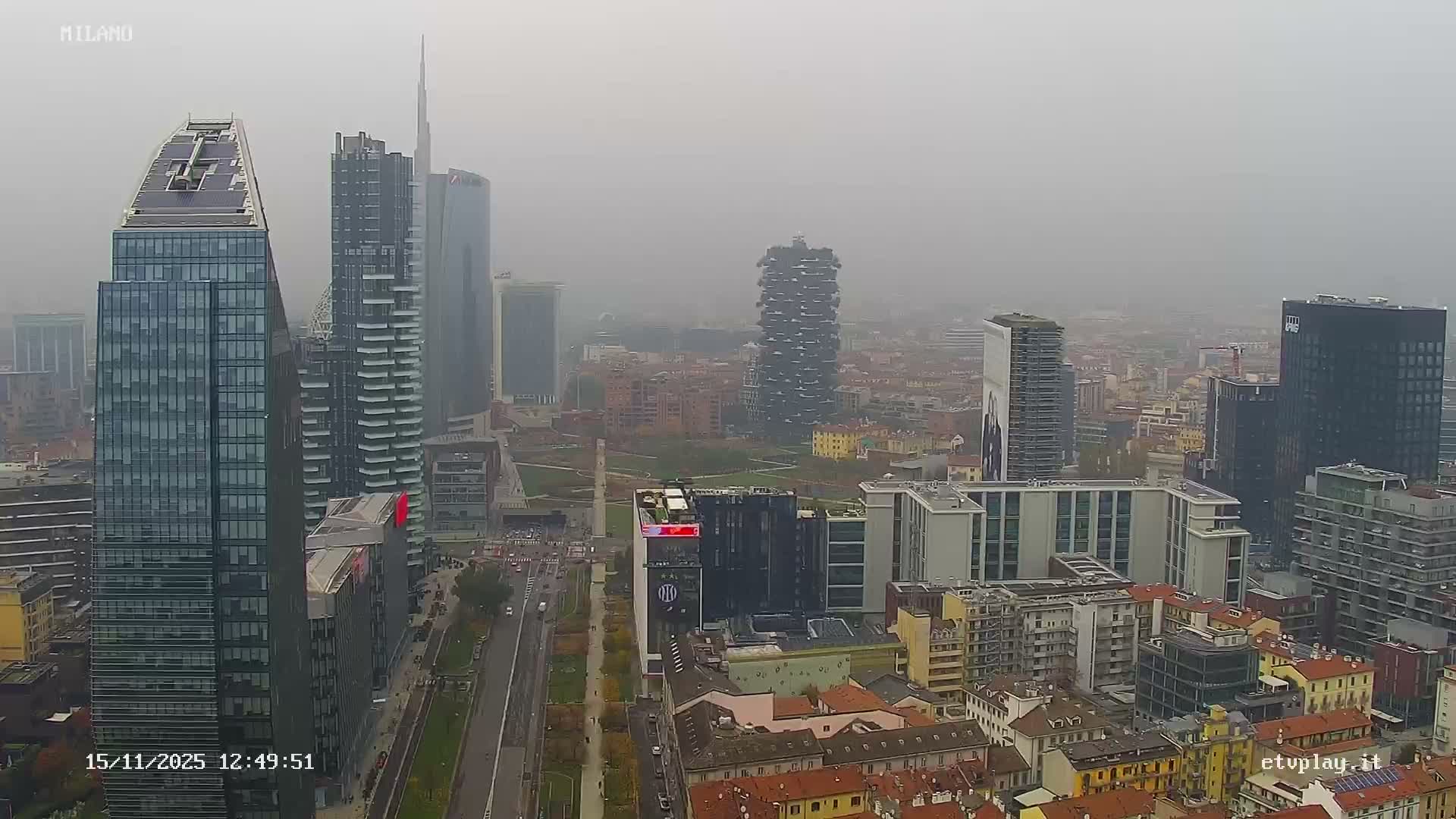 Milano City, Milan Skyline Live Cam - Lombardy, Italy