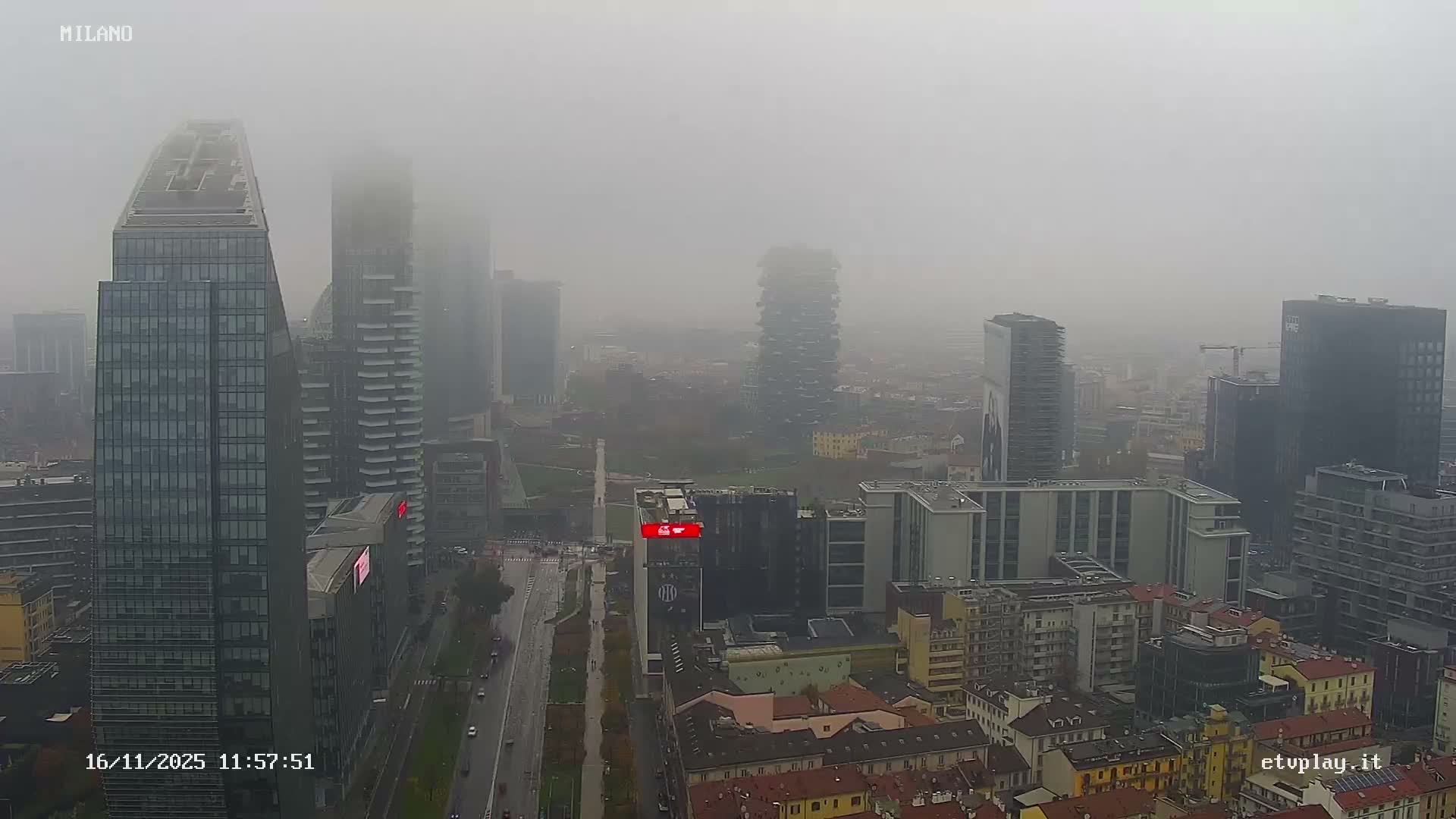 Milano City, Milan Skyline Live Cam - Lombardy, Italy