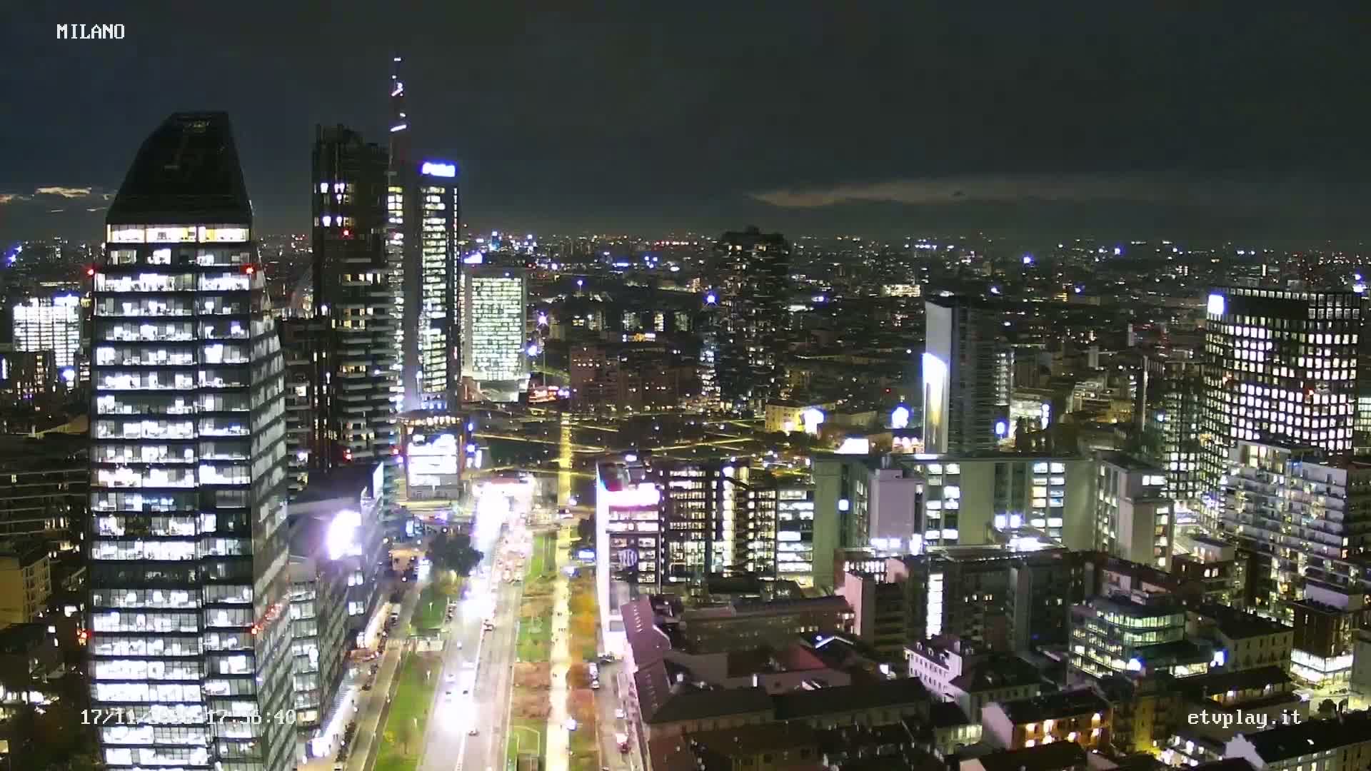 Milano City, Milan Skyline Live Cam - Lombardy, Italy