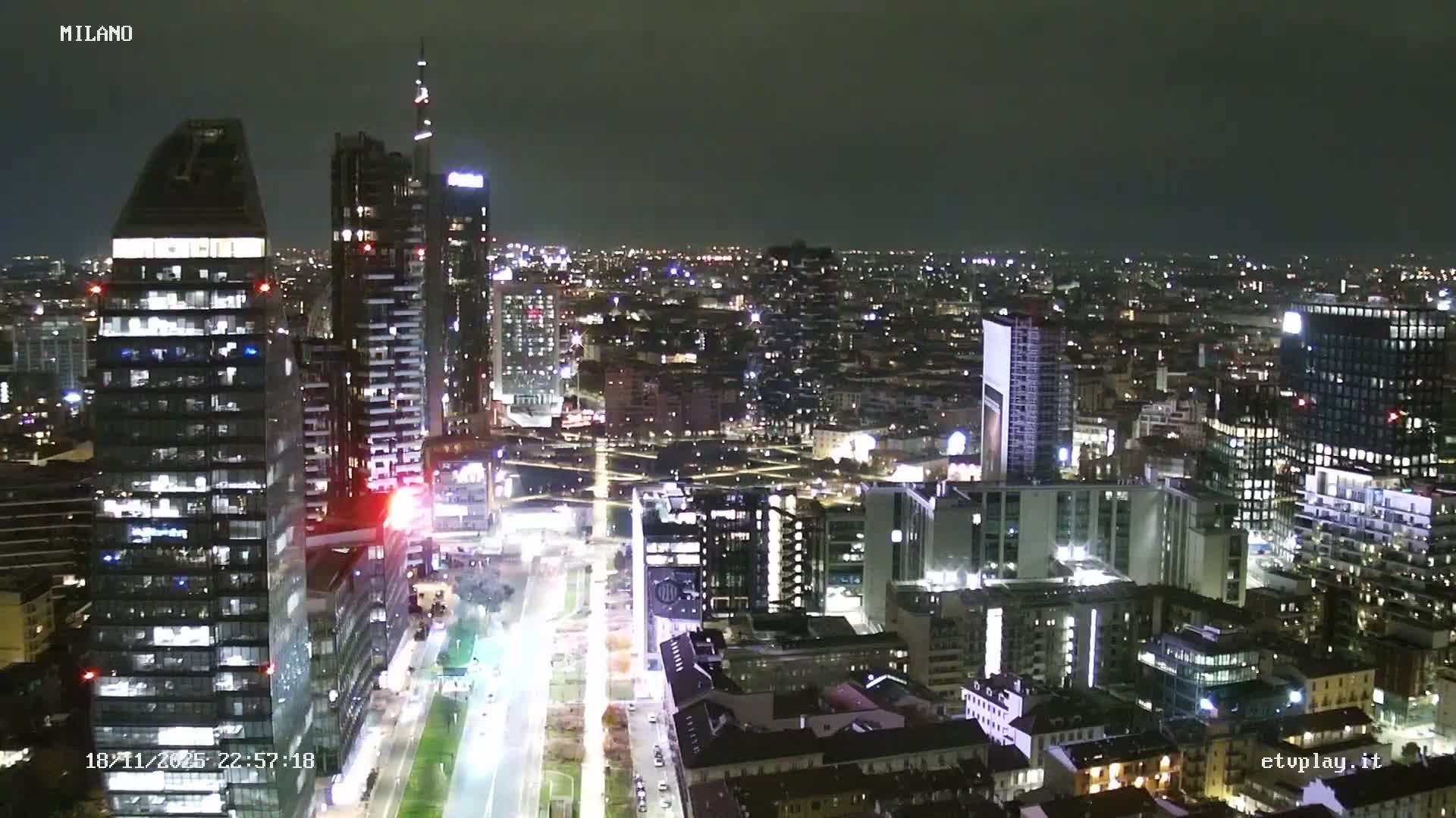 Milano City, Milan Skyline Live Cam - Lombardy, Italy