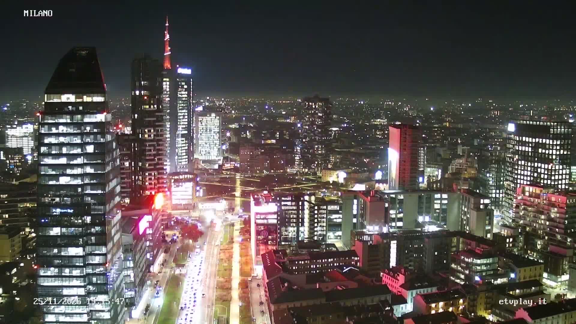 Milano City, Milan Skyline Live Cam - Lombardy, Italy