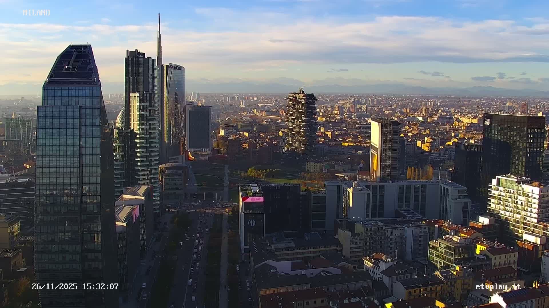 Milano City, Milan Skyline Live Cam - Lombardy, Italy