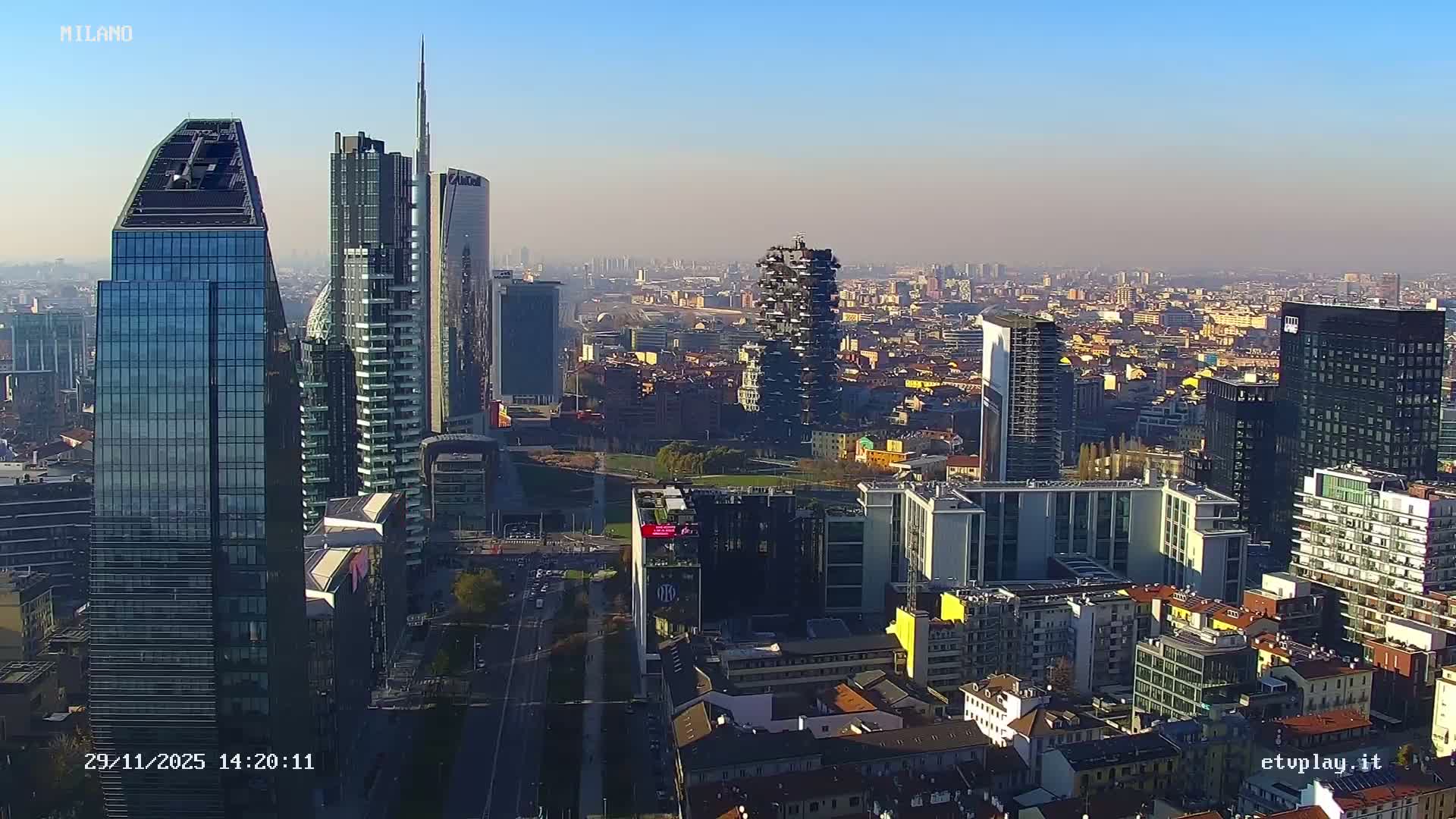 Milano City, Milan Skyline Live Cam - Lombardy, Italy