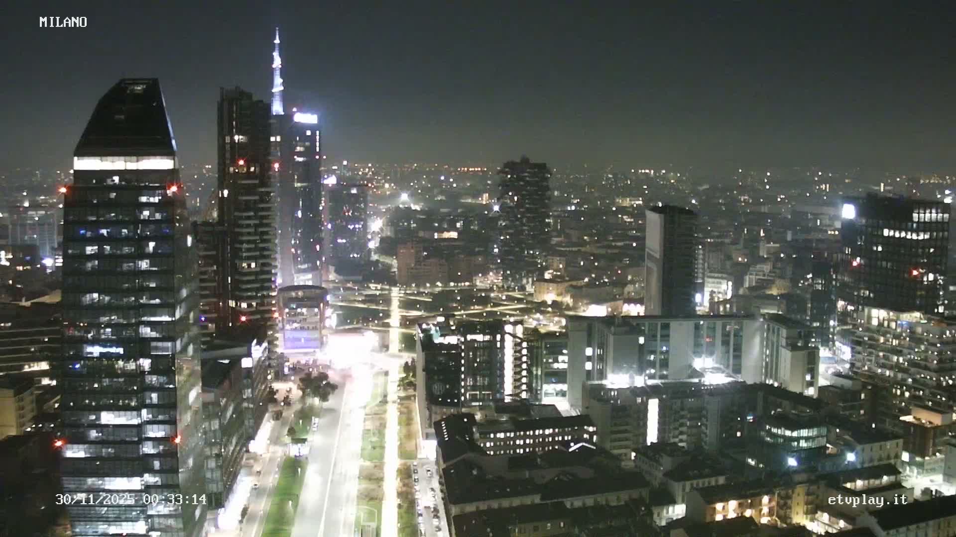 Milano City, Milan Skyline Live Cam - Lombardy, Italy