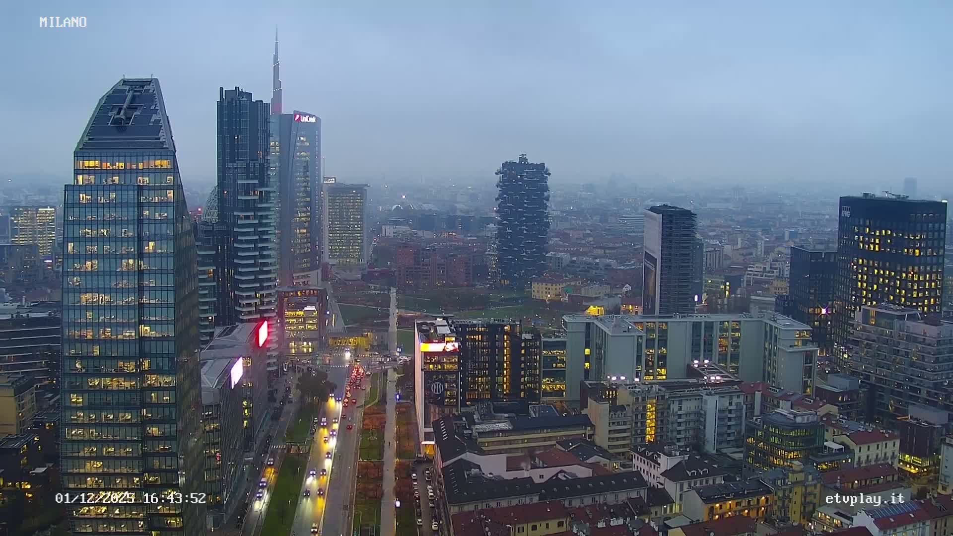 Milano City, Milan Skyline Live Cam - Lombardy, Italy