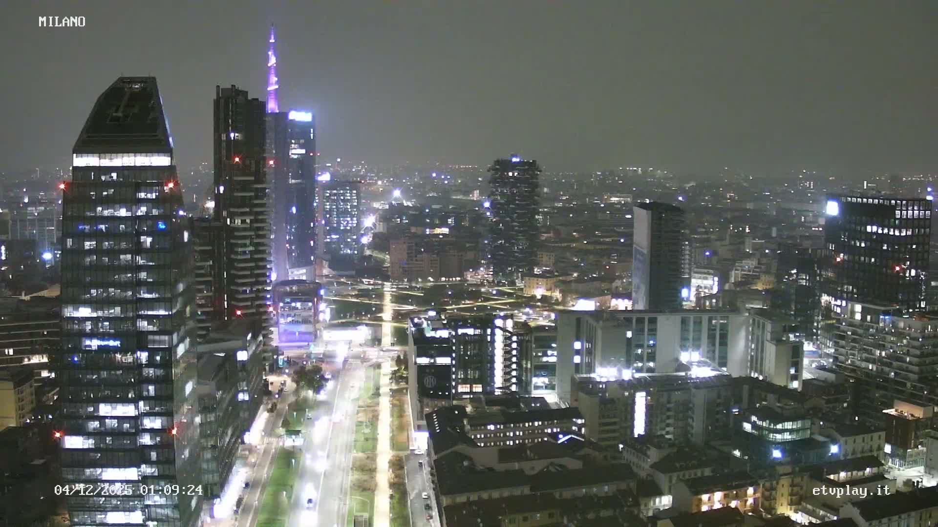 Milano City, Milan Skyline Live Cam - Lombardy, Italy