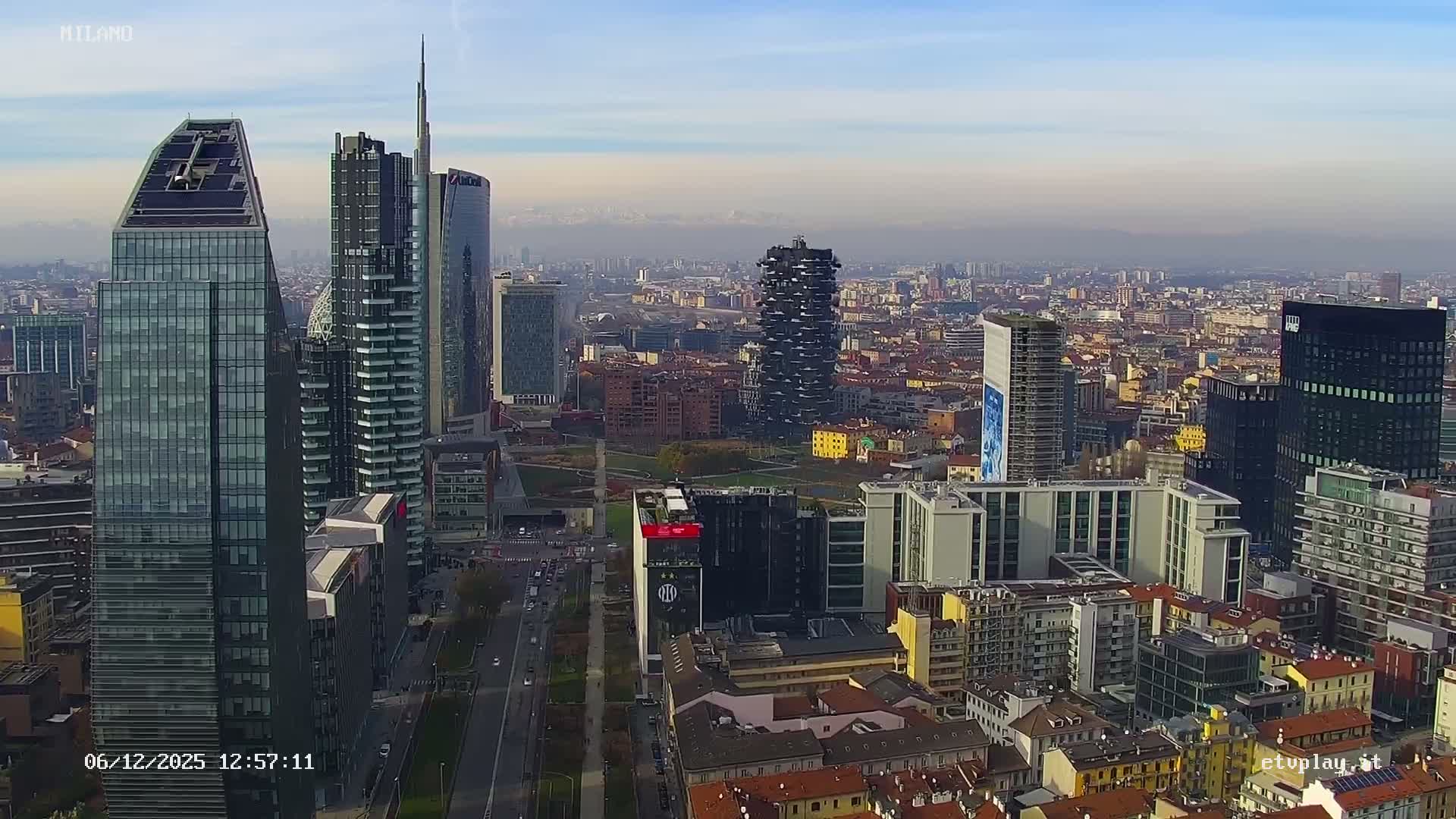 Milano City, Milan Skyline Live Cam - Lombardy, Italy