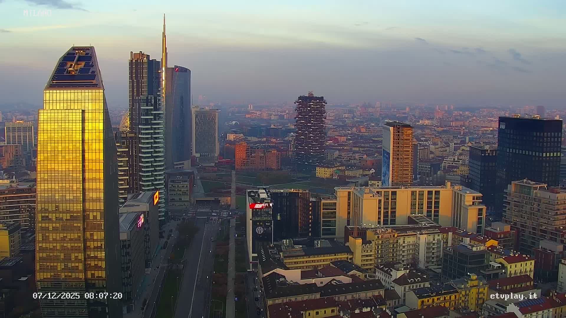 Milano City, Milan Skyline Live Cam - Lombardy, Italy