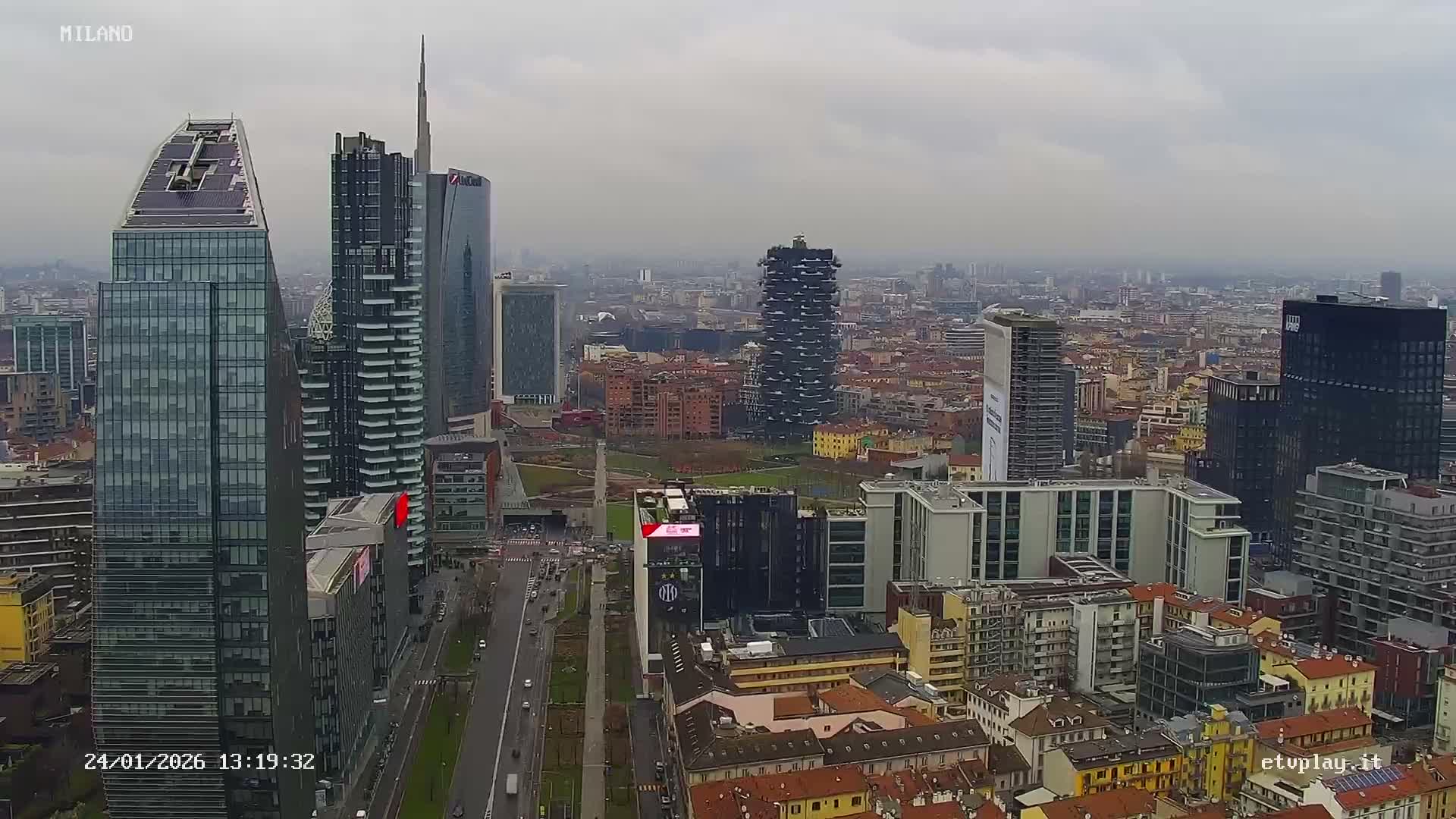 Milano City, Milan Skyline Live Cam - Lombardy, Italy
