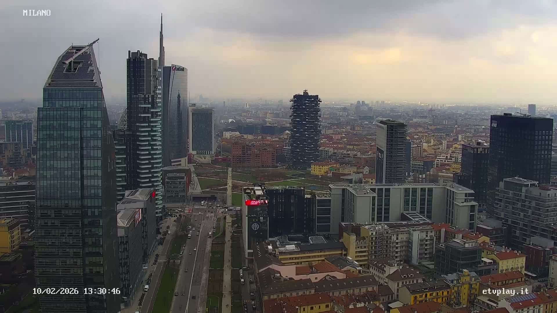 Milano City, Milan Skyline Live Cam - Lombardy, Italy