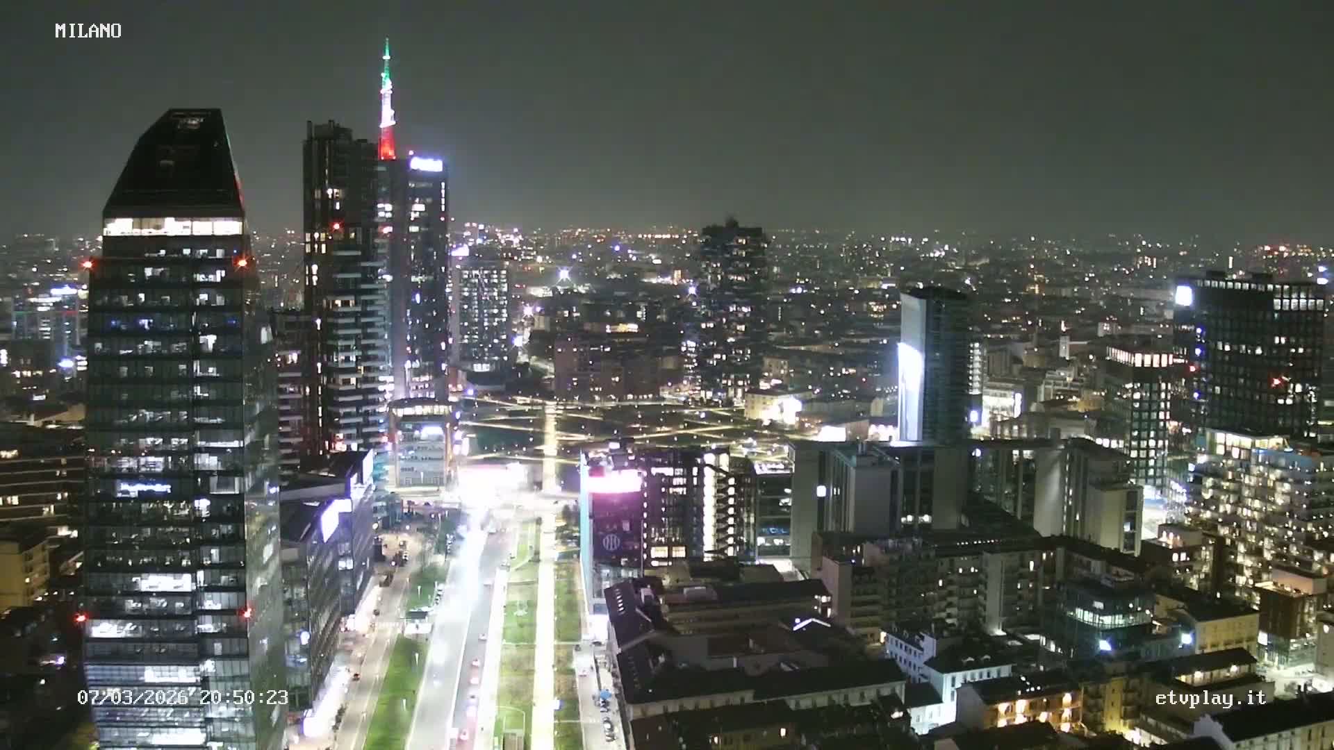 Milano City, Milan Skyline Live Cam - Lombardy, Italy