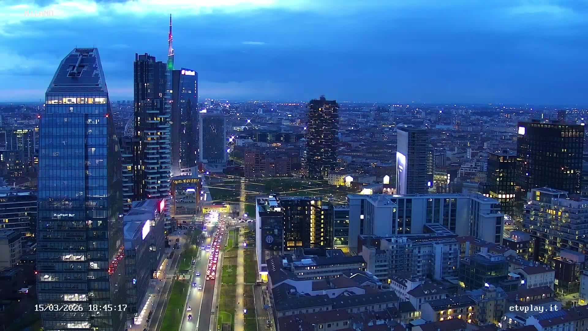 Milano City, Milan Skyline Live Cam - Lombardy, Italy